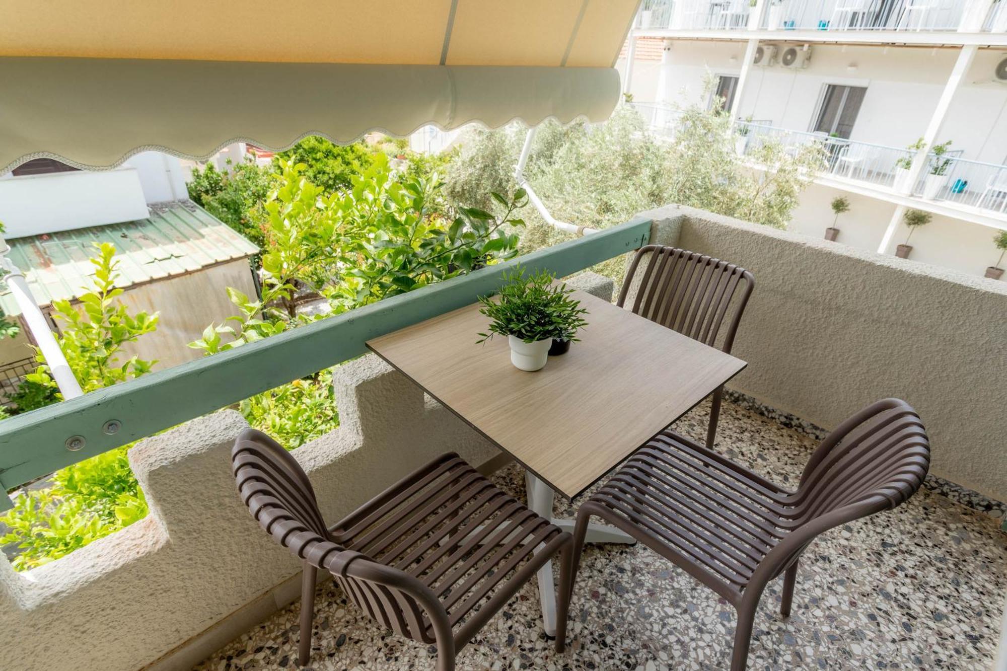 Pteleo Apartments เตเลออส ภายนอก รูปภาพ