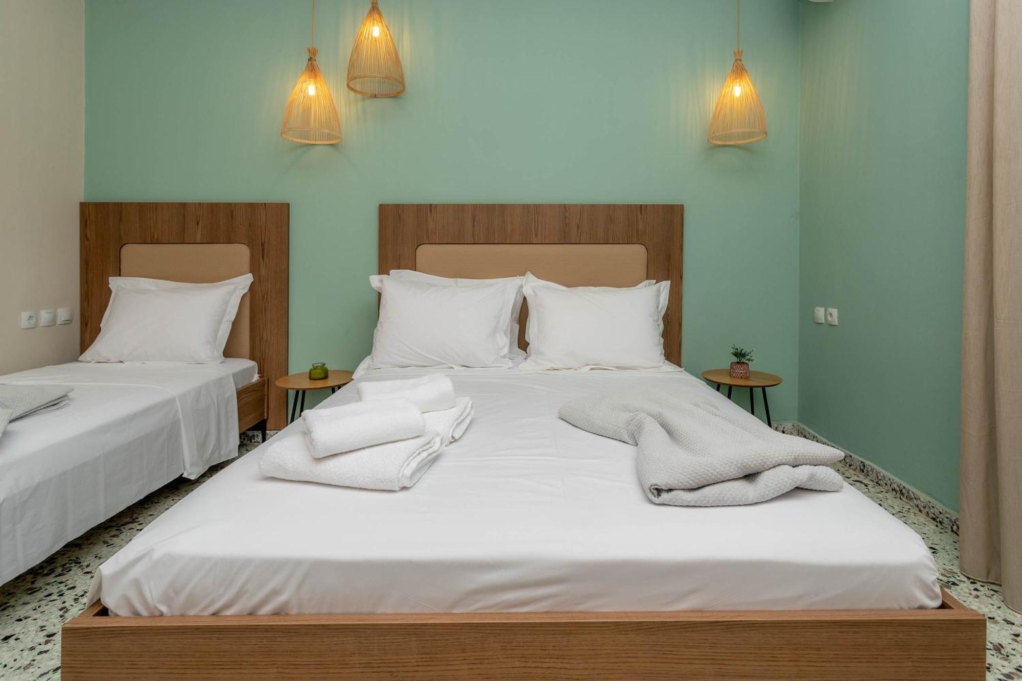 Pteleo Apartments เตเลออส ภายนอก รูปภาพ